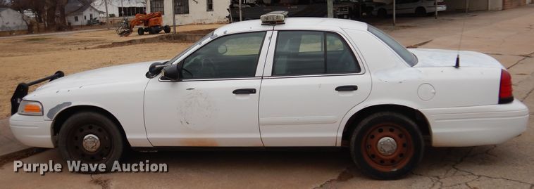 image for item JJ9699 2007 Ford Crown Victoria Police Interceptor