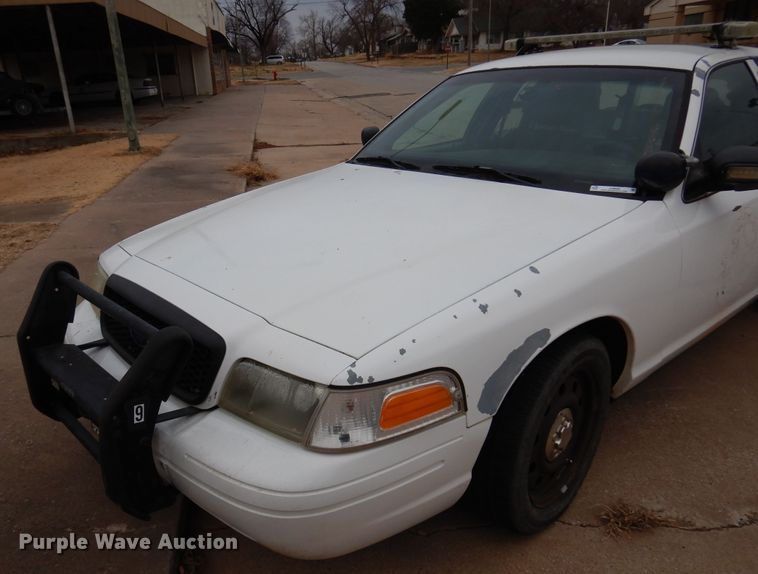 image for item JJ9699 2007 Ford Crown Victoria Police Interceptor