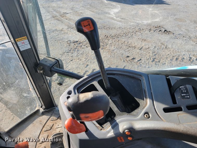 image for item JP9041 2004 New Holland TS115A  tractor