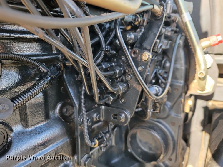 image for item JP9041 2004 New Holland TS115A  tractor