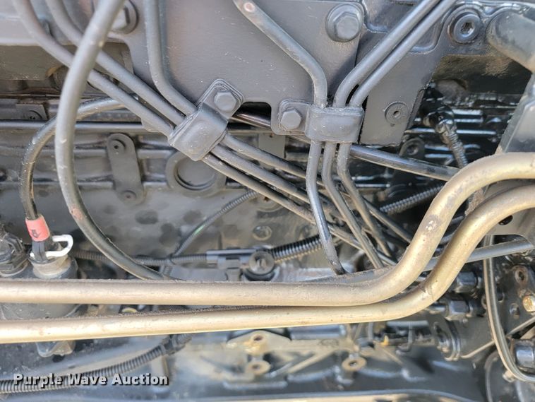 image for item JP9041 2004 New Holland TS115A  tractor