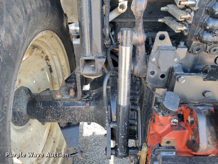 image for item JP9041 2004 New Holland TS115A  tractor