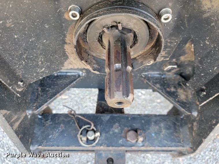 image for item JP9041 2004 New Holland TS115A  tractor