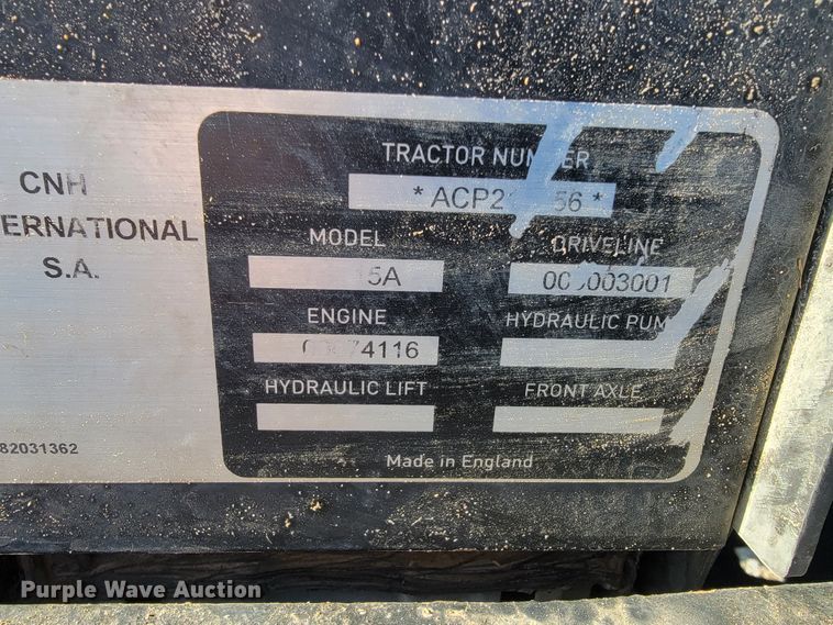 image for item JP9041 2004 New Holland TS115A  tractor