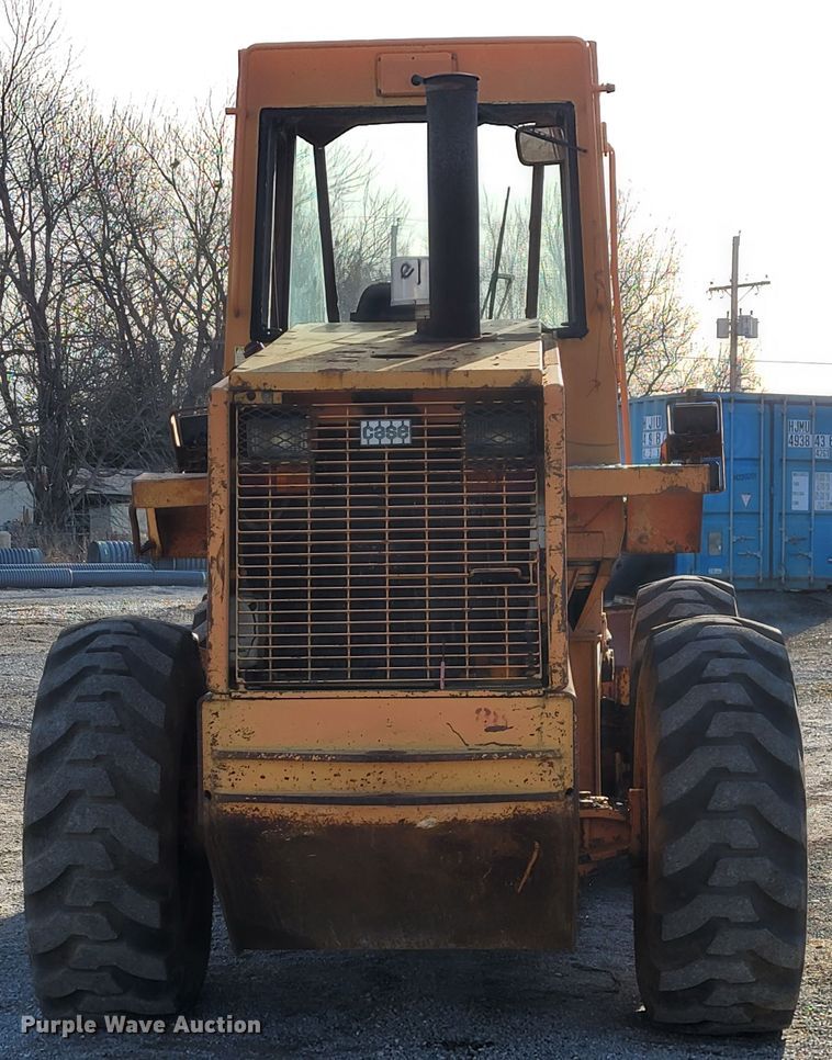 image for item JP9042 1989 Case 621  wheel loader