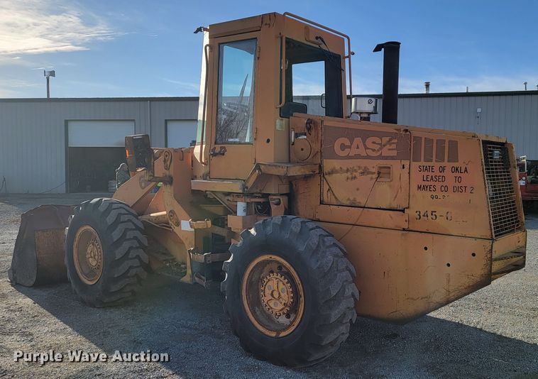 image for item JP9042 1989 Case 621  wheel loader