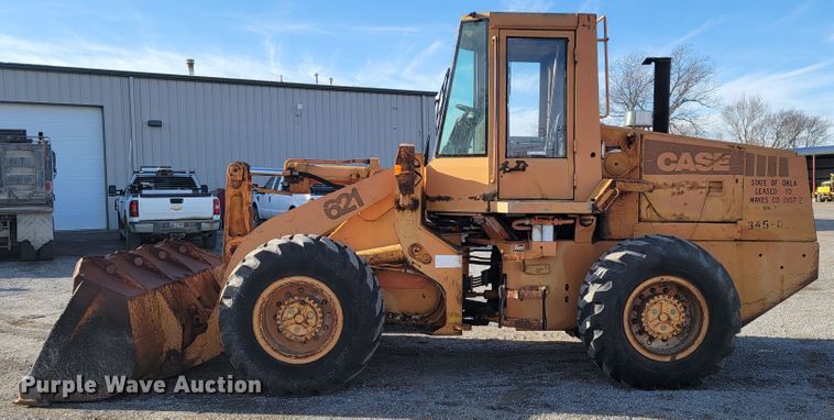 image for item JP9042 1989 Case 621  wheel loader