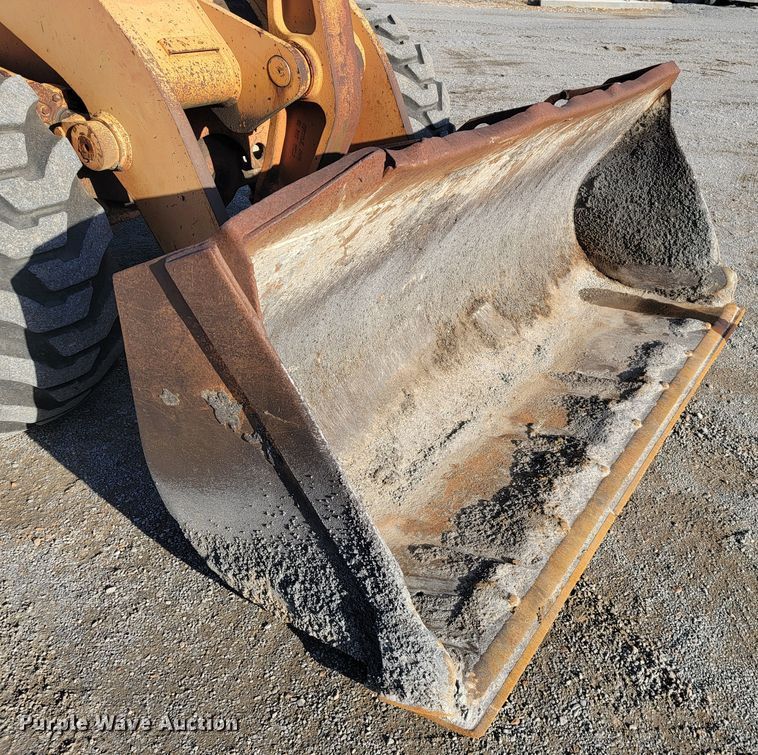 image for item JP9042 1989 Case 621  wheel loader