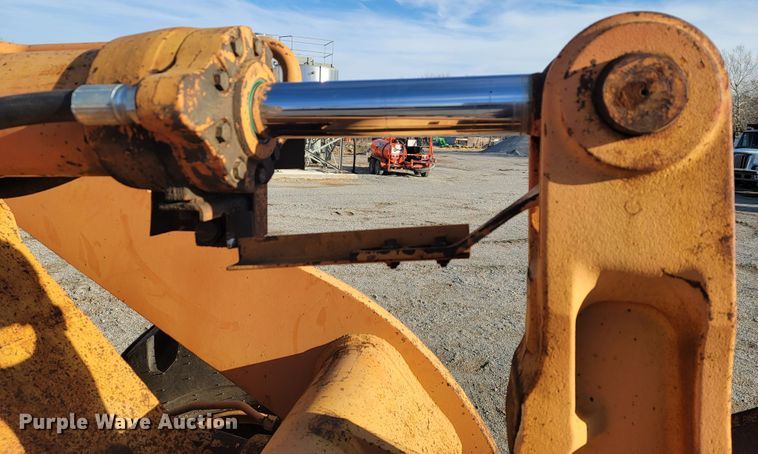 image for item JP9042 1989 Case 621  wheel loader