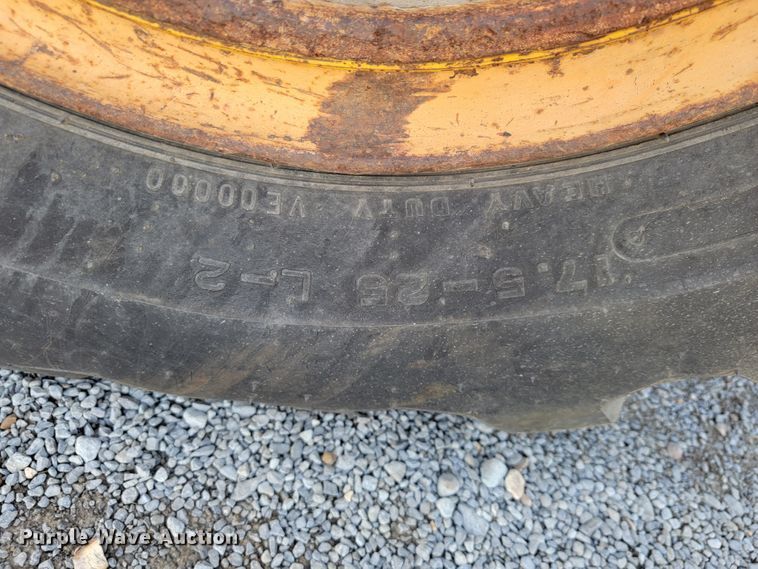 image for item JP9042 1989 Case 621  wheel loader