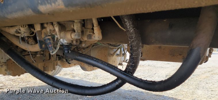 image for item JP9044 2002 International 7400  dump truck