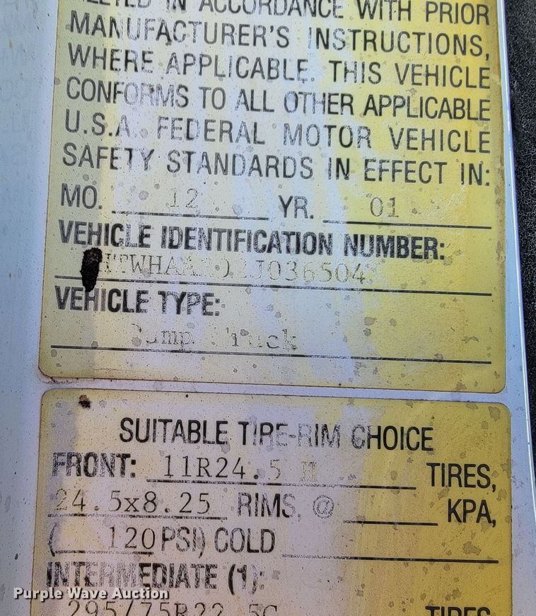 image for item JP9044 2002 International 7400  dump truck