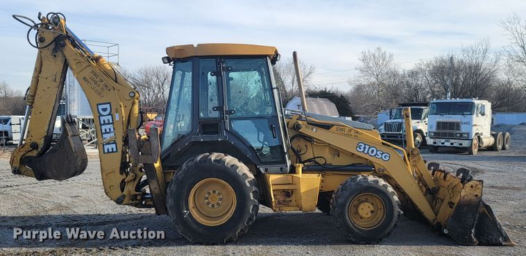 image for item JP9045 2003 John Deere 310SG  backhoe