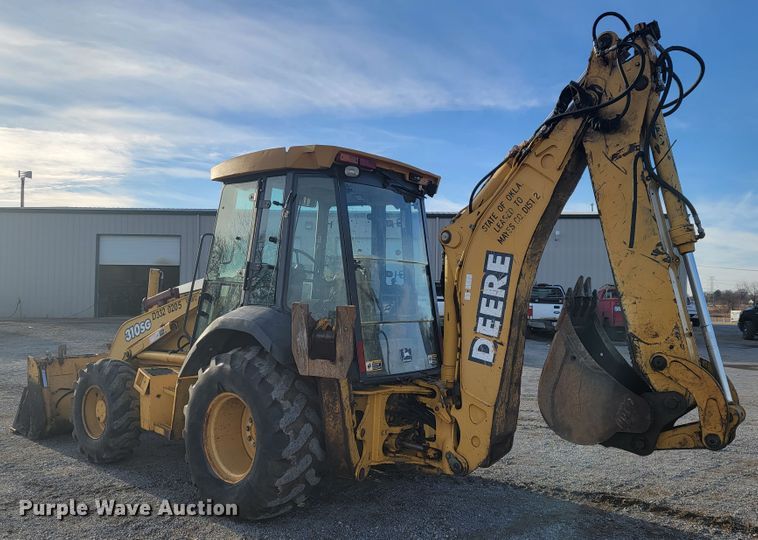 image for item JP9045 2003 John Deere 310SG  backhoe