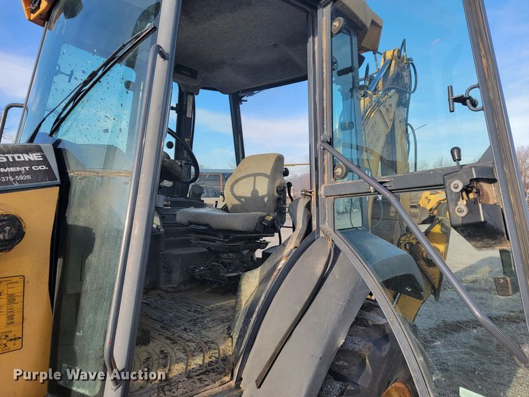 image for item JP9045 2003 John Deere 310SG  backhoe