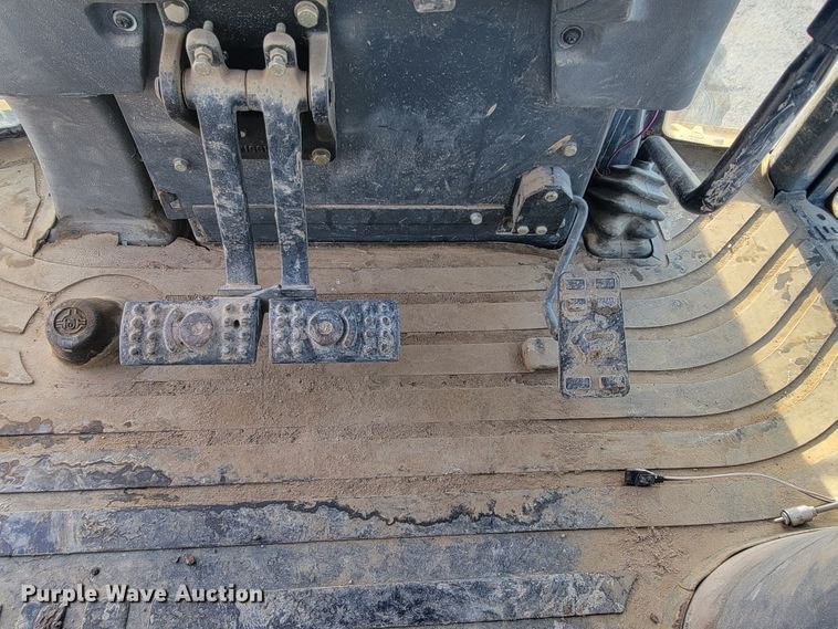 image for item JP9045 2003 John Deere 310SG  backhoe