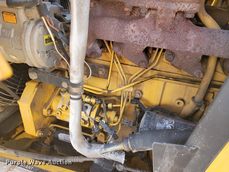 image for item JP9045 2003 John Deere 310SG  backhoe