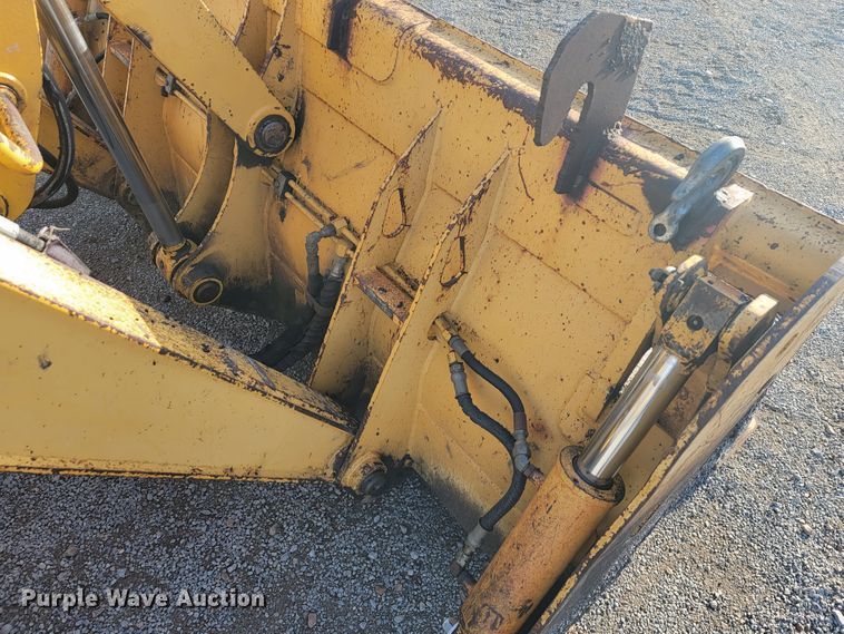 image for item JP9045 2003 John Deere 310SG  backhoe