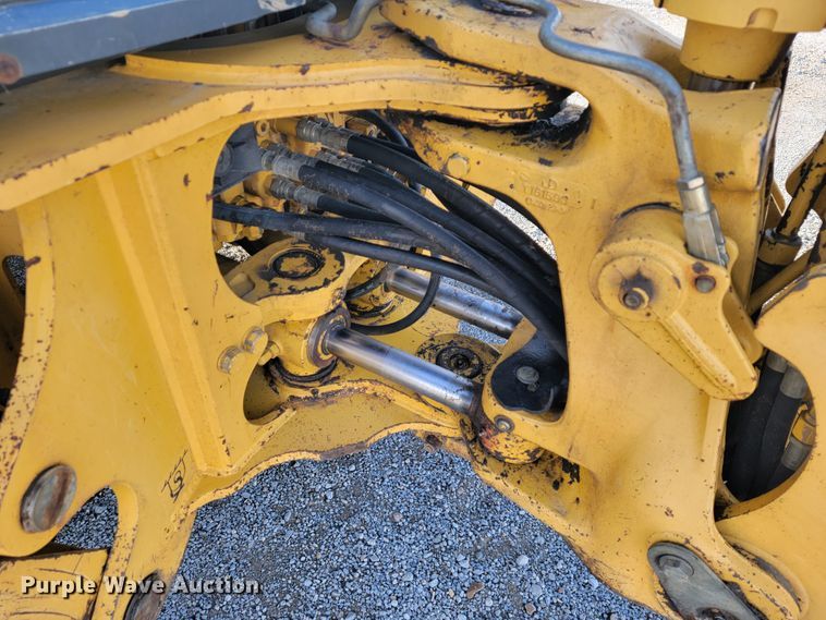 image for item JP9045 2003 John Deere 310SG  backhoe