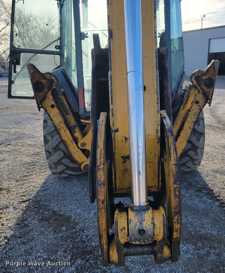 image for item JP9045 2003 John Deere 310SG  backhoe