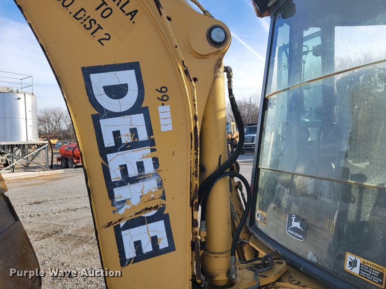 image for item JP9045 2003 John Deere 310SG  backhoe