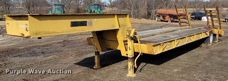 image for item JP9046 1975 Hyster  equipment trailer