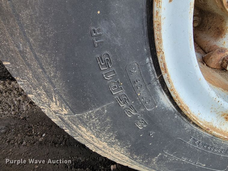 image for item JP9046 1975 Hyster  equipment trailer