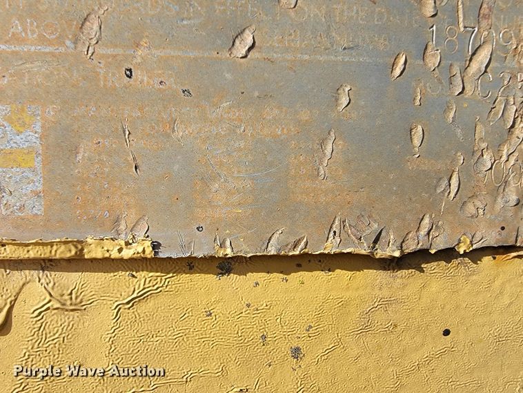 image for item JP9046 1975 Hyster  equipment trailer