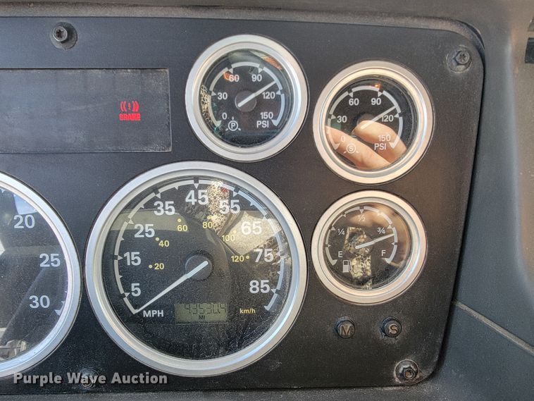 image for item JP9047 2006 Sterling LT8500  dump truck