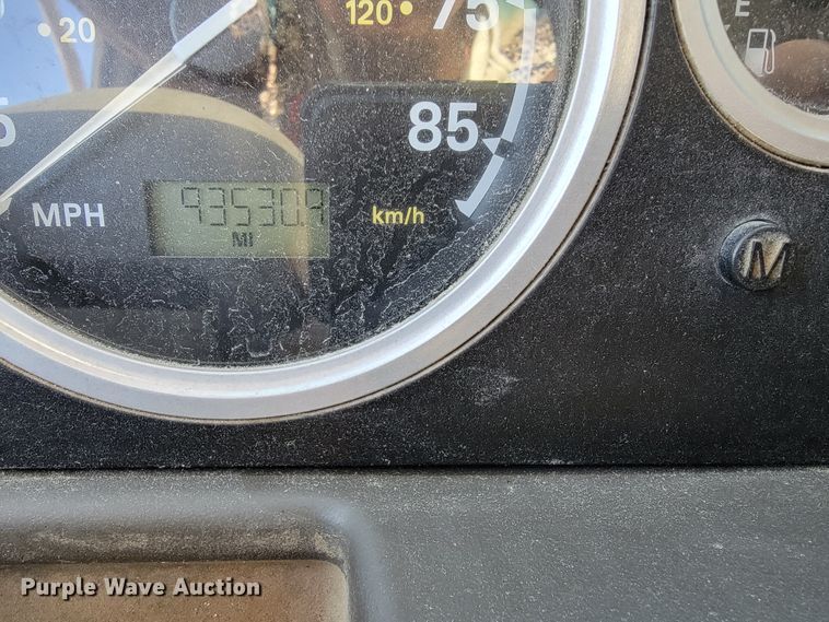 image for item JP9047 2006 Sterling LT8500  dump truck