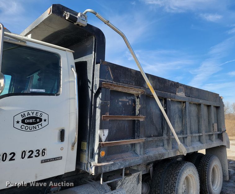 image for item JP9047 2006 Sterling LT8500  dump truck