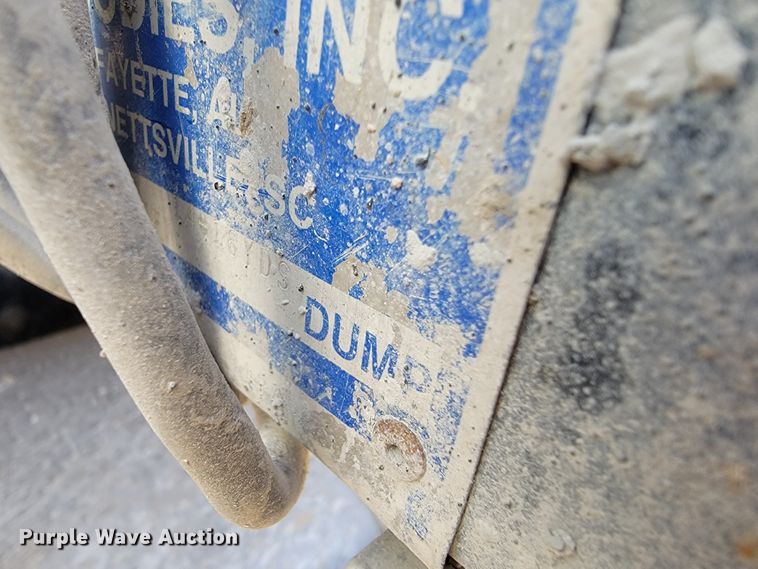 image for item JP9047 2006 Sterling LT8500  dump truck