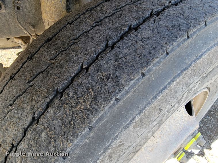 image for item JP9047 2006 Sterling LT8500  dump truck