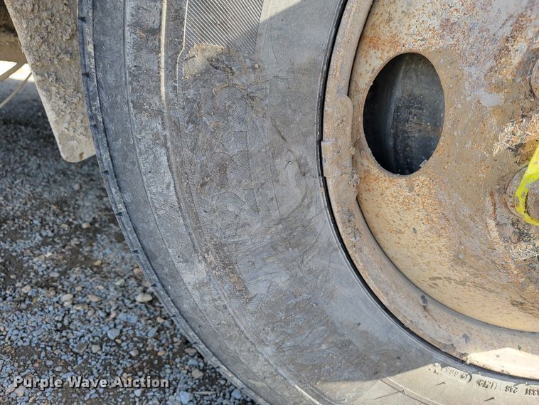 image for item JP9047 2006 Sterling LT8500  dump truck