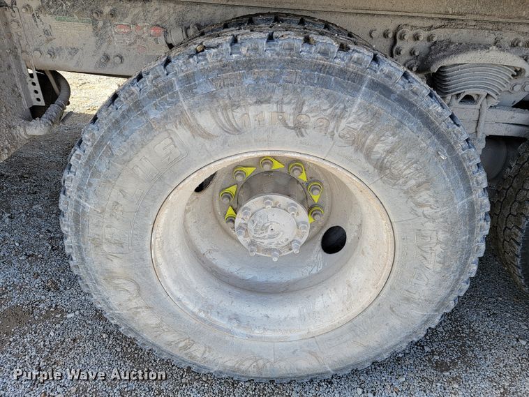 image for item JP9047 2006 Sterling LT8500  dump truck