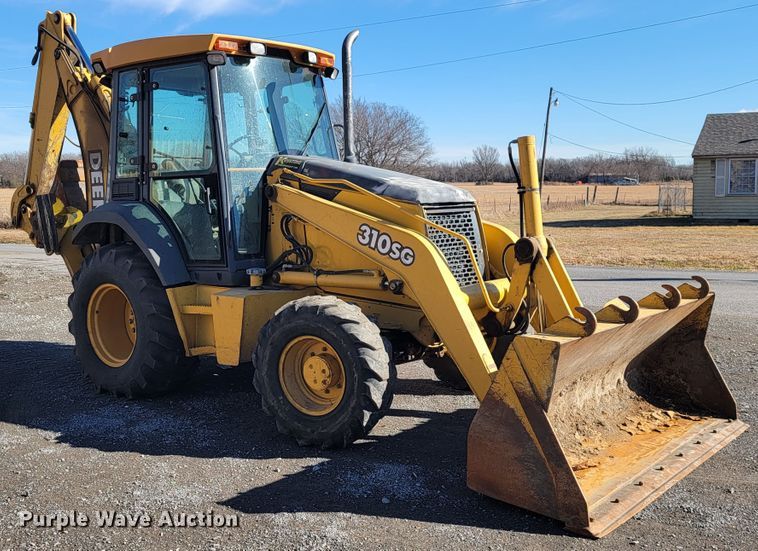 image for item JP9050 2003 John Deere 310SG  backhoe