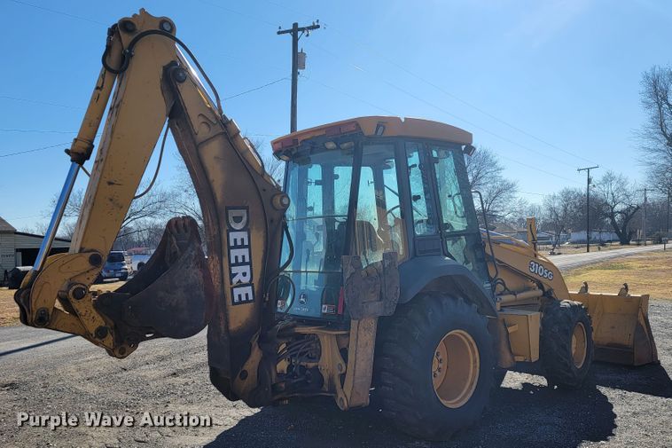 image for item JP9050 2003 John Deere 310SG  backhoe