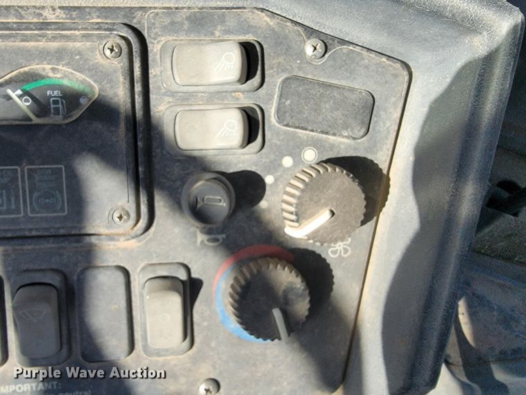 image for item JP9050 2003 John Deere 310SG  backhoe