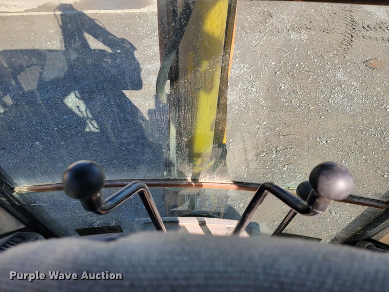 image for item JP9050 2003 John Deere 310SG  backhoe