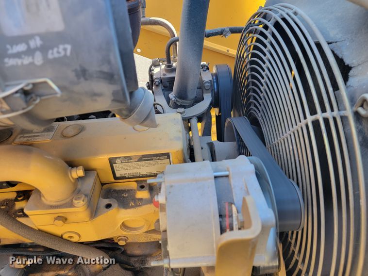 image for item JP9050 2003 John Deere 310SG  backhoe