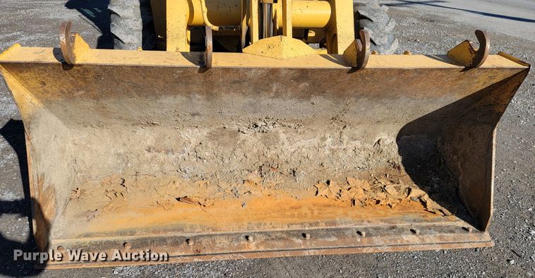 image for item JP9050 2003 John Deere 310SG  backhoe