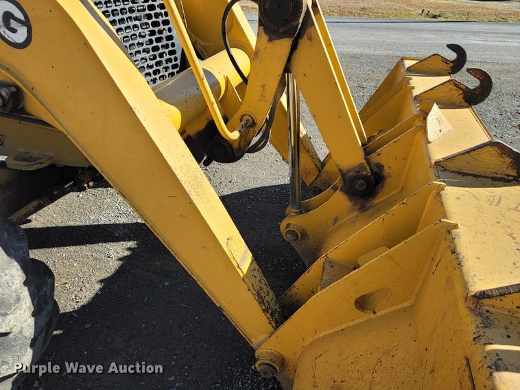 image for item JP9050 2003 John Deere 310SG  backhoe