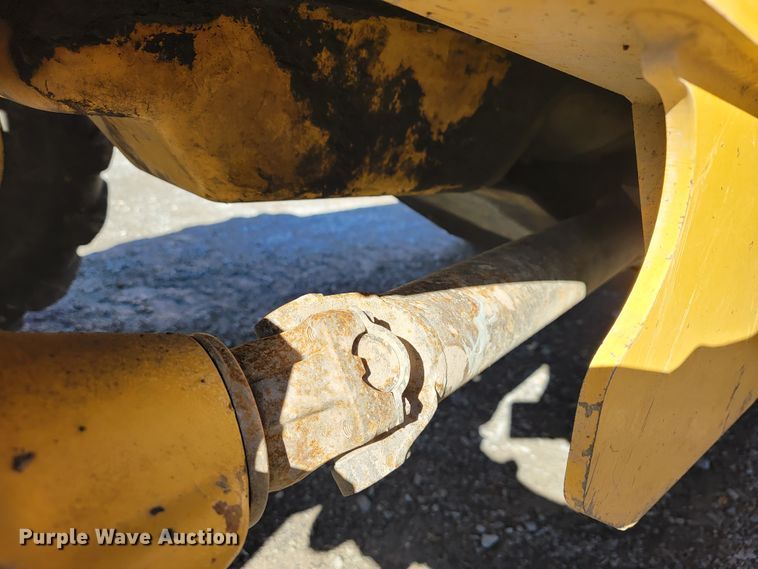 image for item JP9050 2003 John Deere 310SG  backhoe