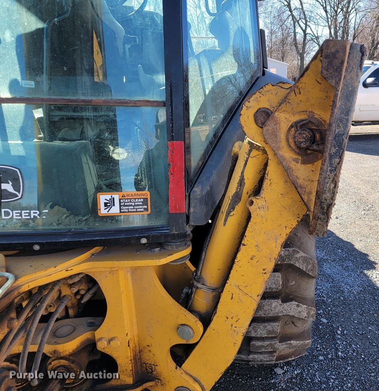 image for item JP9050 2003 John Deere 310SG  backhoe