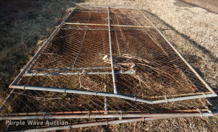 image for item JS9751 (10) chain link fence panels