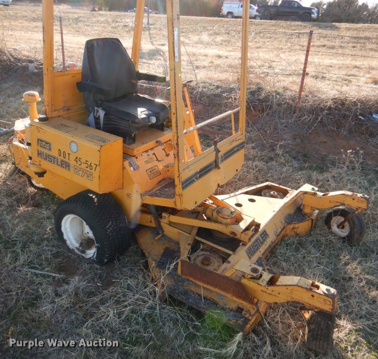 image for item JS9752 Hustler 275  ZTR lawn mower