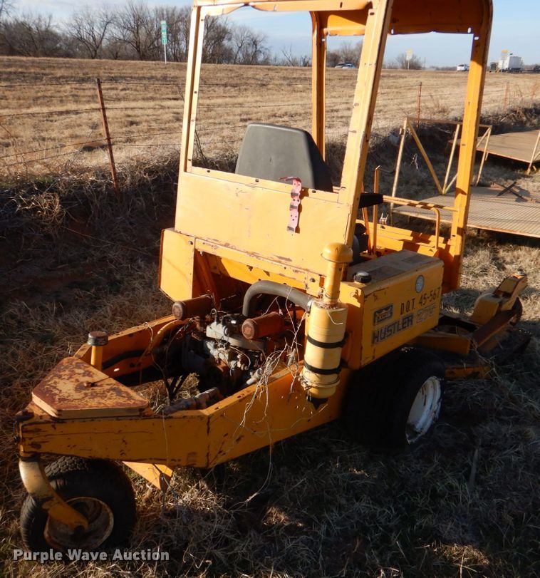 image for item JS9752 Hustler 275  ZTR lawn mower