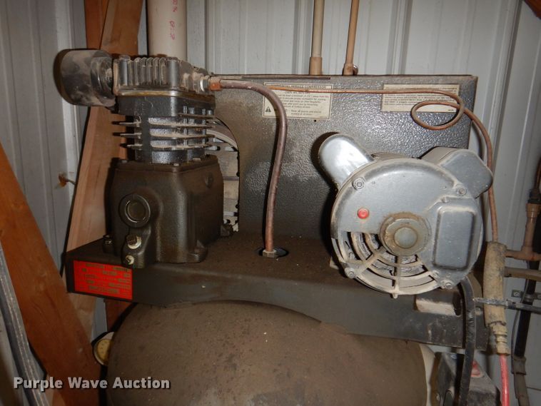 image for item KH9034 1984 Sanborn 500A60  air compressor