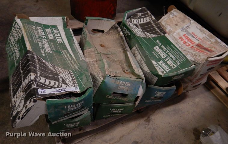 image for item KH9037 (11) Laclede 3055-WBTC tire cable chains