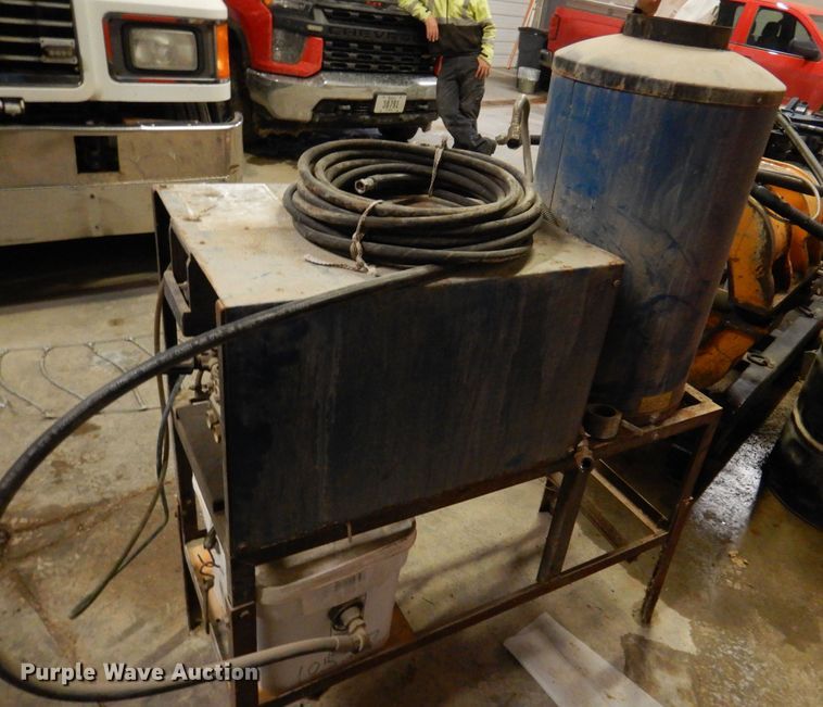 image for item KH9039 Click  pressure washer